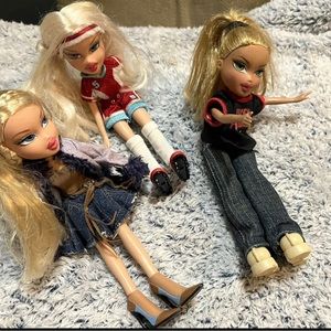 Vintage Y2K Bratz doll MGA 2001 Lot Of 3 Plus Retro. with shoes and clothes